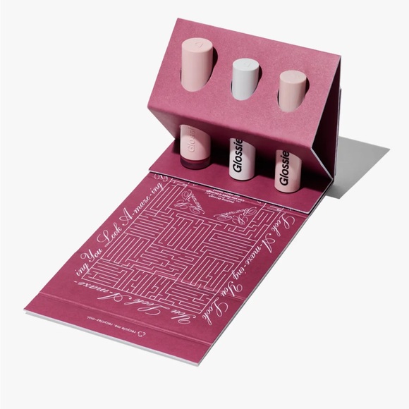 Glossier Cranberry Trio (2023) BNIB & Seasonal Winter Sticker - Picture 6 of 7